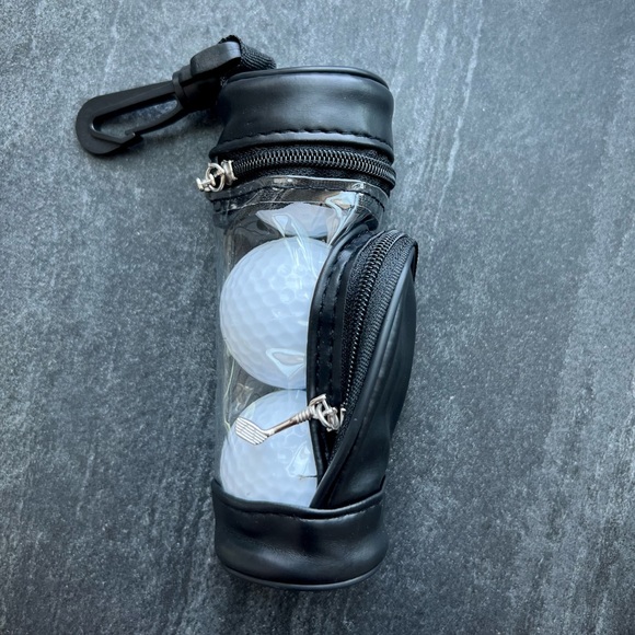 Belt Mini Golf Bag + 3 Golf Balls. - Picture 1 of 2